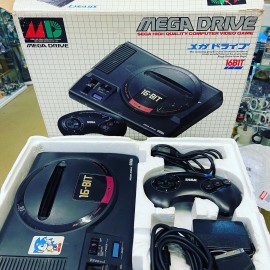 SEGA / MEGA DRIVE CONSOLE / boite / SANS notice / JAP