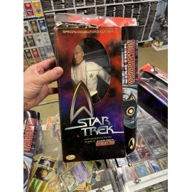 Figurine poupée STAR TREK INSURRECTION the women of star trek first in a series COMMANDER WILLIAM